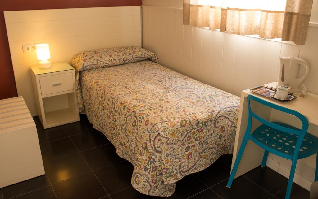 Hostal San Vicente II Seville Luaran gambar
