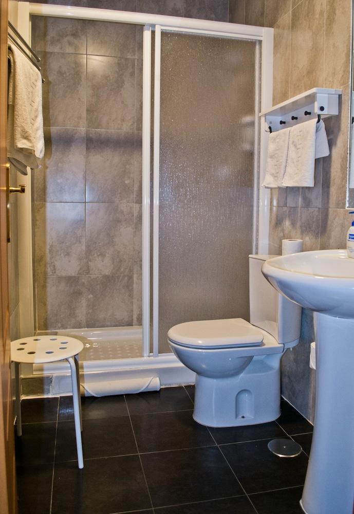 Hostal San Vicente II Seville Luaran gambar